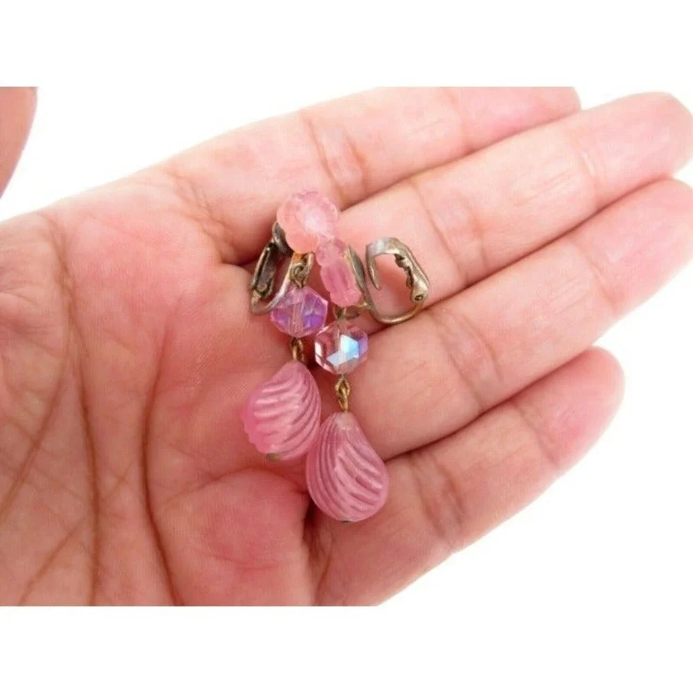 VINTAGE PRETTY PINK FROSTED‎ CRYSTAL DROP CLIP-ON EARRINGS